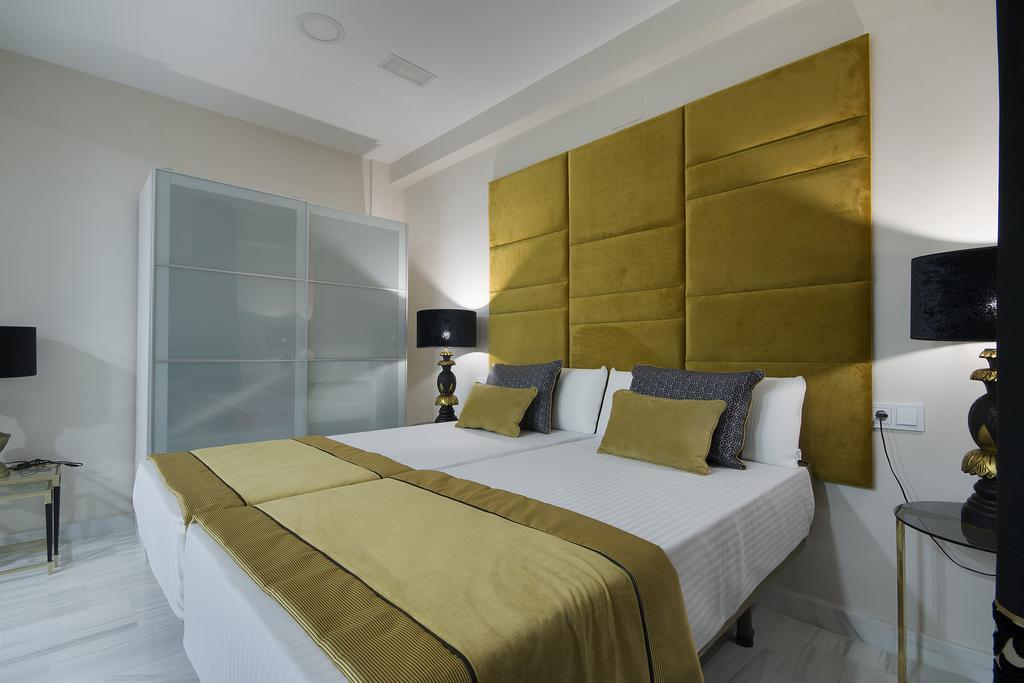 גרנדה Suites Gran Via Capilla Real מראה חיצוני תמונה