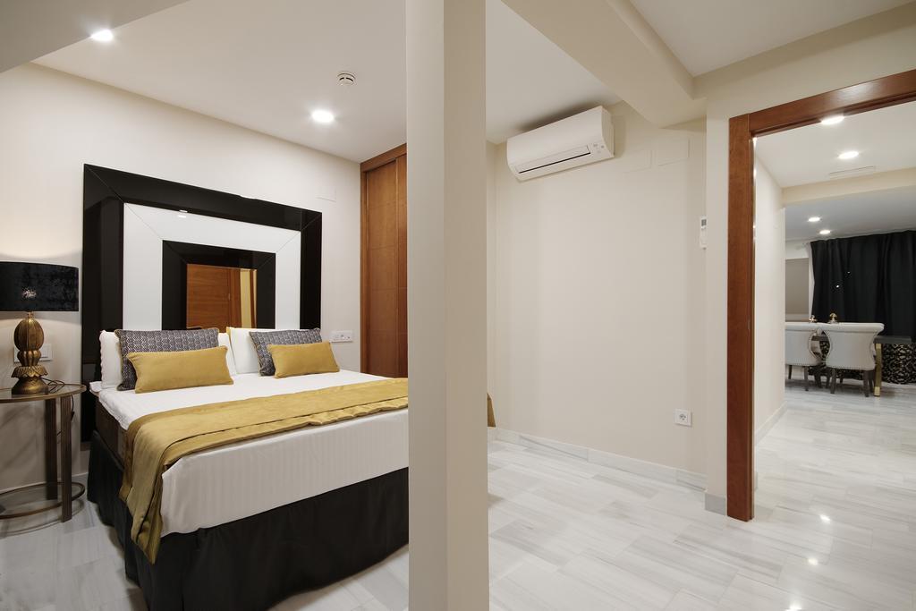 גרנדה Suites Gran Via Capilla Real מראה חיצוני תמונה