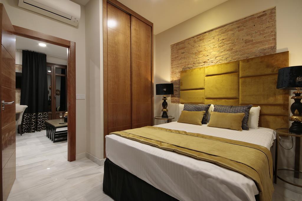 גרנדה Suites Gran Via Capilla Real מראה חיצוני תמונה